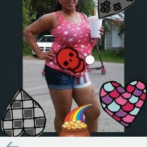 Meet your Posher, Deborah